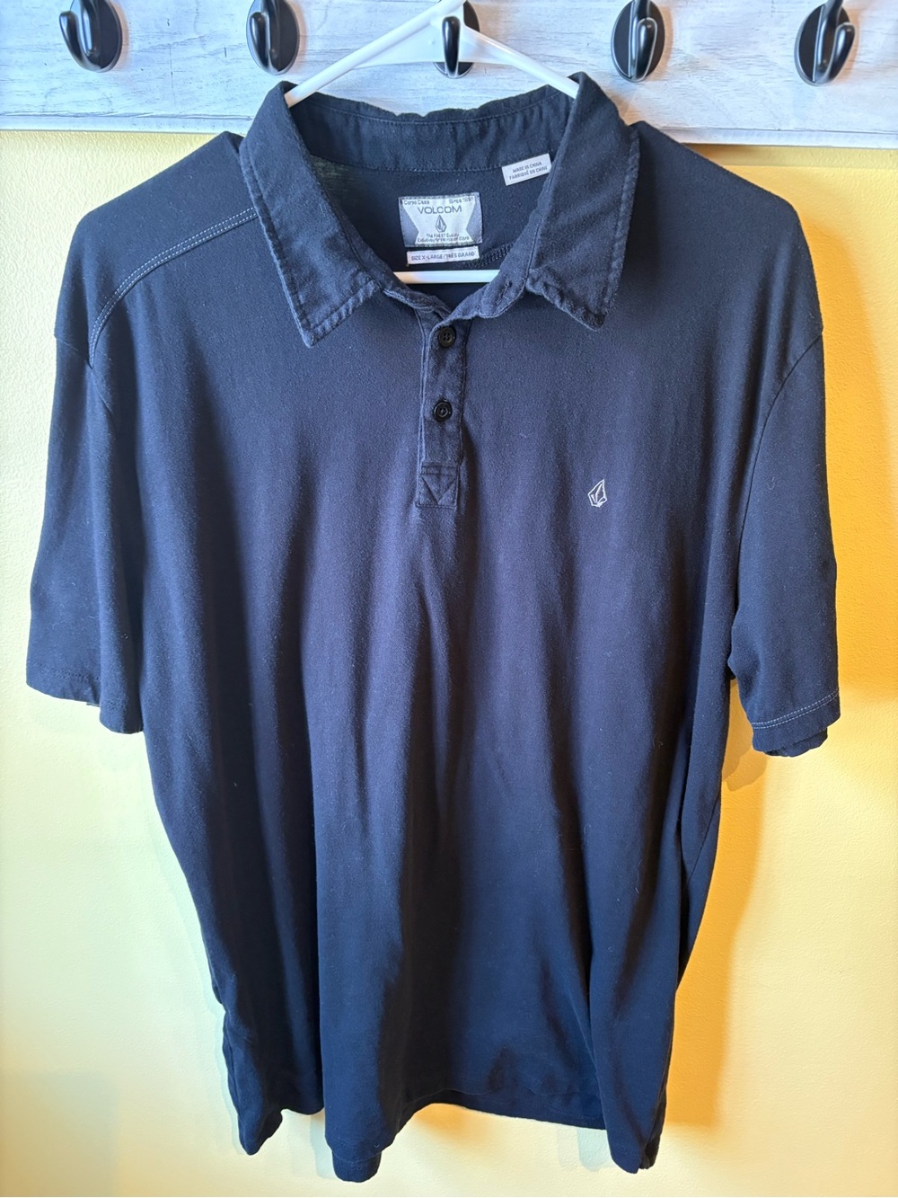 Volcom Men’s Polo in Dark Blue